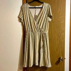 Summer Dress, Yummy Fabric NWT